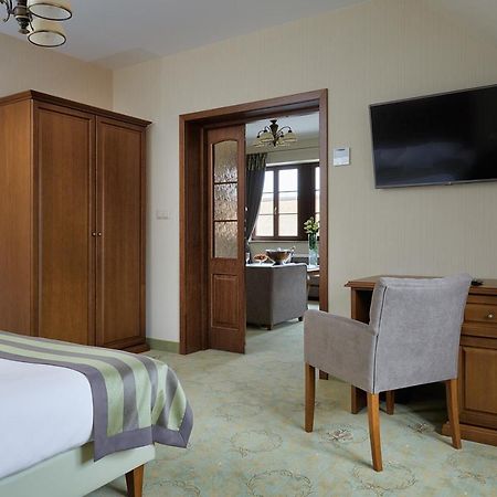 Hotel Palac Poledno Kamer foto