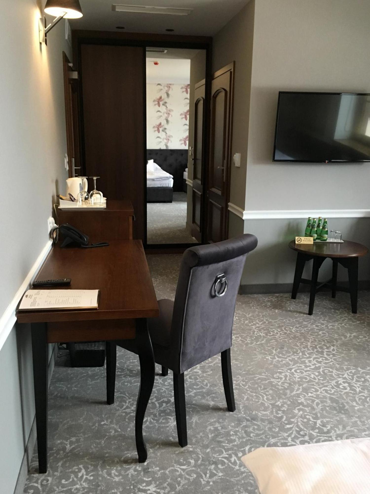Hotel Palac Poledno Kamer foto