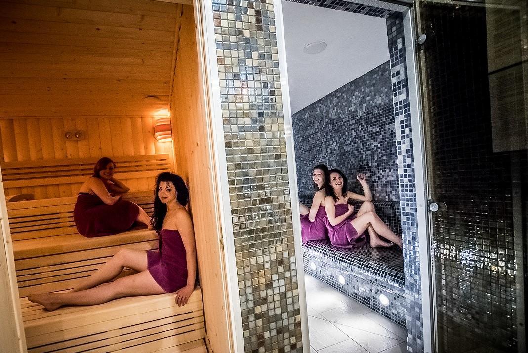 Hotel Palac Poledno Buitenkant foto