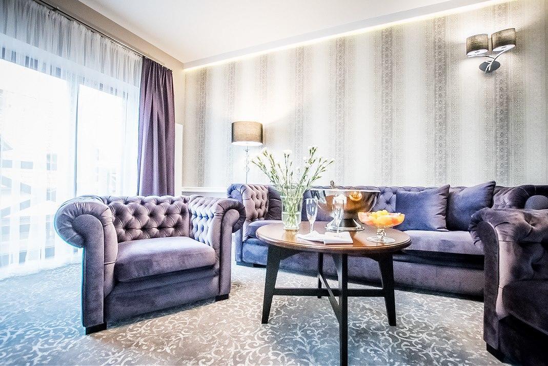 Hotel Palac Poledno Buitenkant foto
